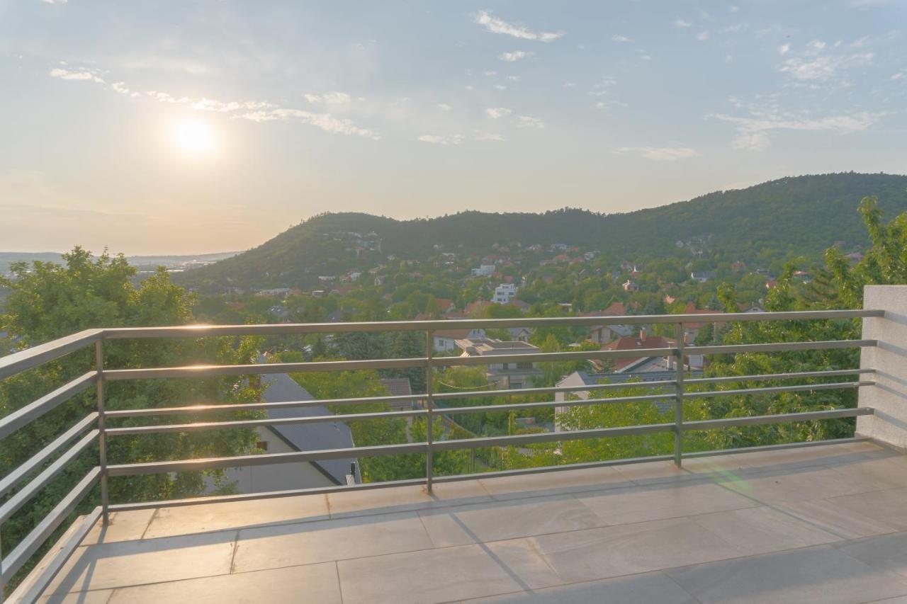 Private Family Villa Budaors Luaran gambar