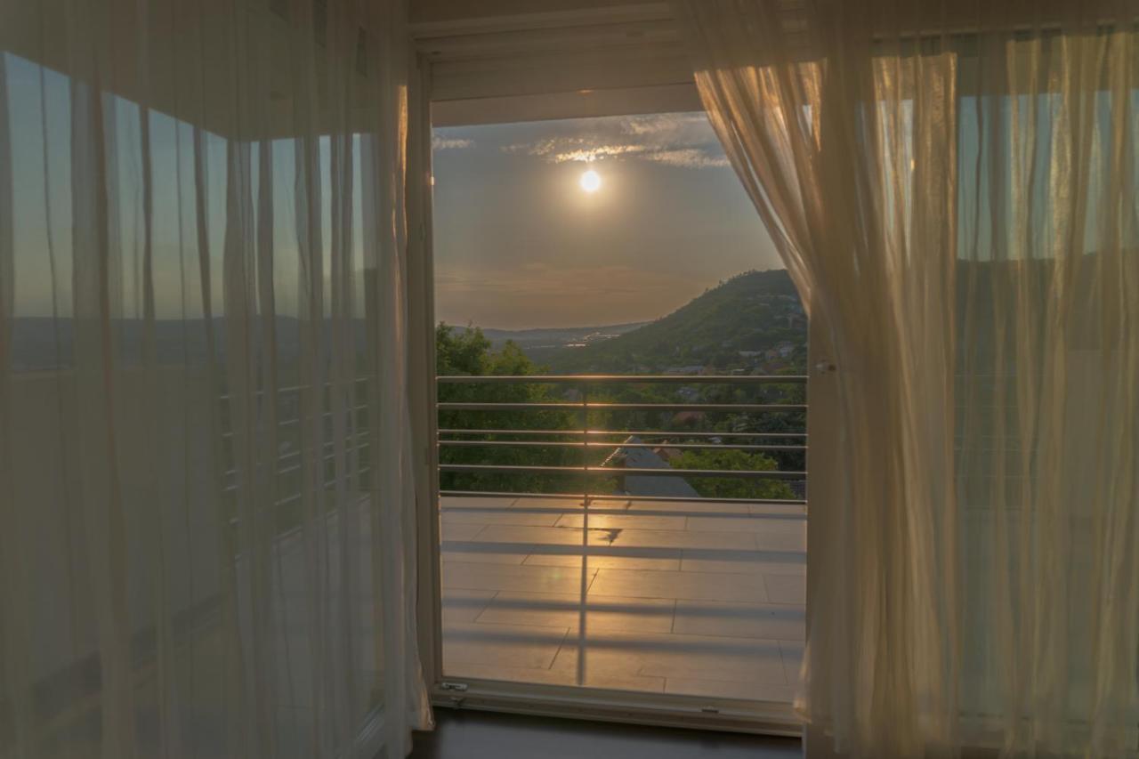 Private Family Villa Budaors Luaran gambar