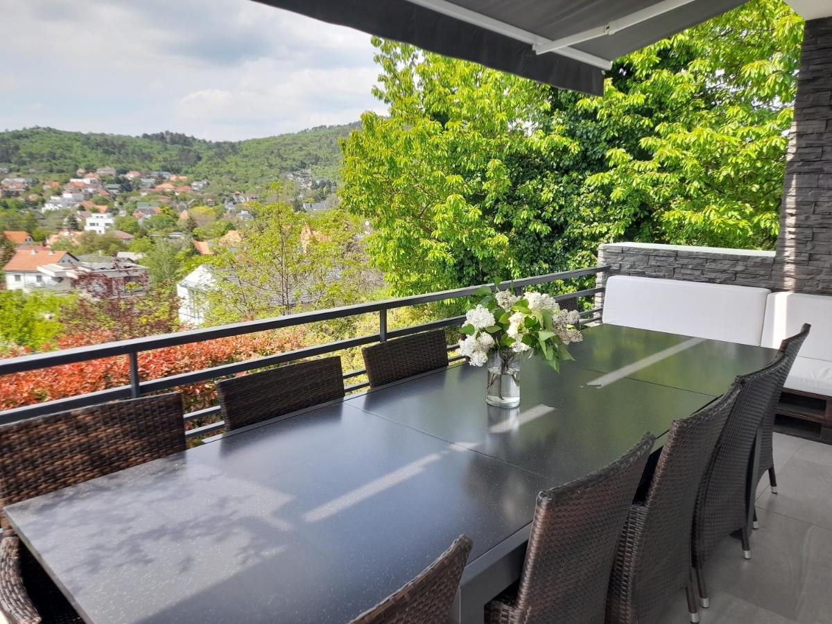 Private Family Villa Budaors Luaran gambar